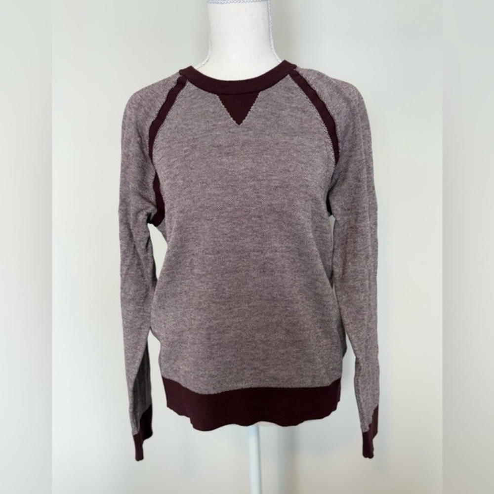 Banana Republic Maroon Crewneck Sweater Contrast Trim size Small